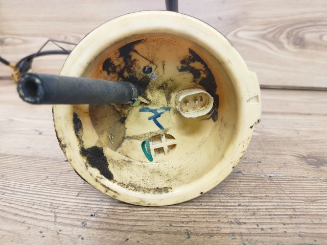 bontott BMW X5 Üzemanyagszint Jeladó