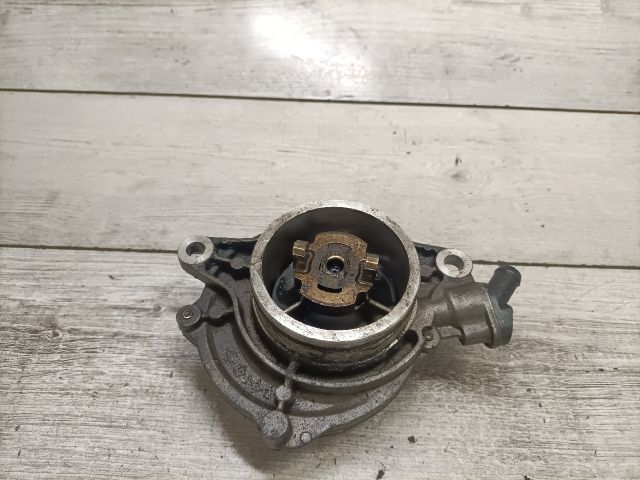 bontott BMW X5 Vákumpumpa