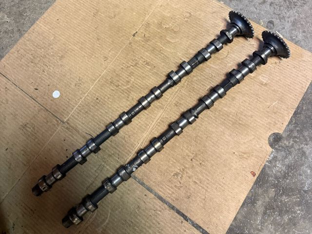 bontott BMW X5 Vezérműtengely (Magában)