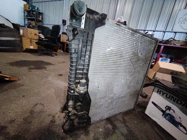 bontott BMW X5 Vízhűtő Radiátor (Klímás)