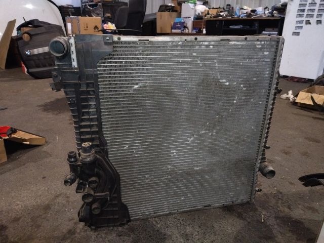 bontott BMW X5 Vízhűtő Radiátor (Klímás)