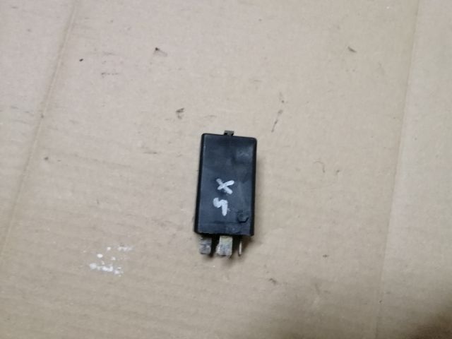 bontott BMW X5 Akkumulátor Relé