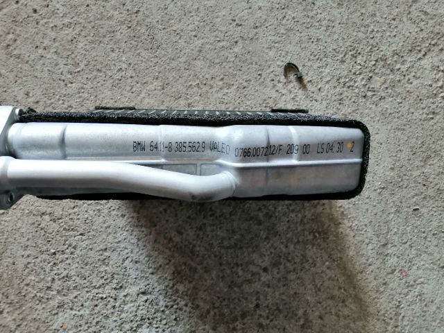 bontott BMW X5 Fűtőradiátor