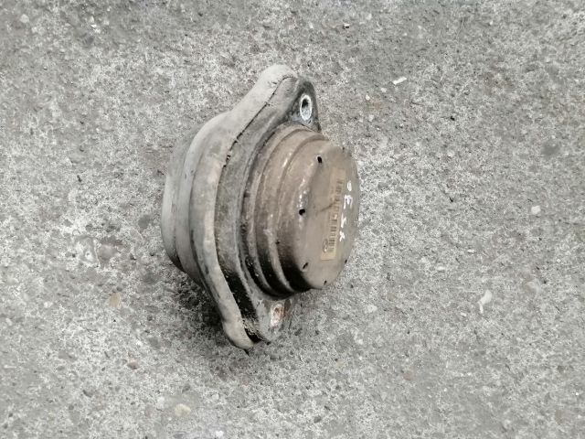 bontott BMW X5 Motor Tartó Bak Jobb