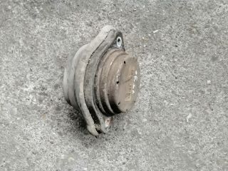 bontott BMW X5 Motor Tartó Bak Jobb