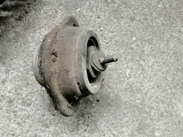 bontott BMW X5 Motor Tartó Bak Jobb