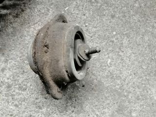 bontott BMW X5 Motor Tartó Bak Jobb