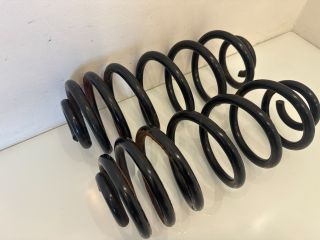 bontott BMW X5 Hátsó Rugó Pár