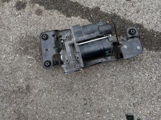 bontott BMW X5 Légkompresszor