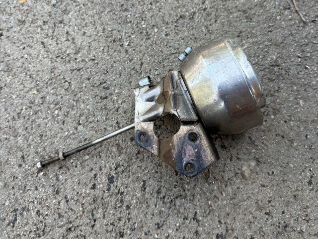 bontott BMW X5 Turbó Vákum Szelep