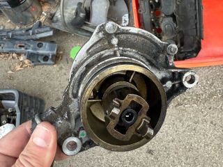 bontott BMW X5 Vákumpumpa