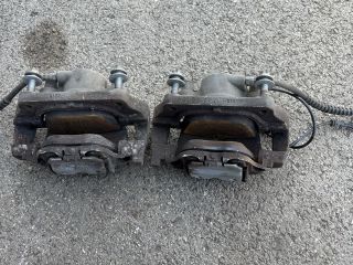 bontott BMW X5 Első Pár Fék Szett (Nyereg, Tárcsa, Betét)