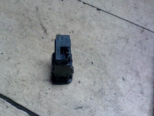 bontott BMW X5 Ablakfűtés Kapcsoló