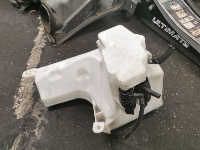 bontott BMW X5 Ablakmosó Tartály