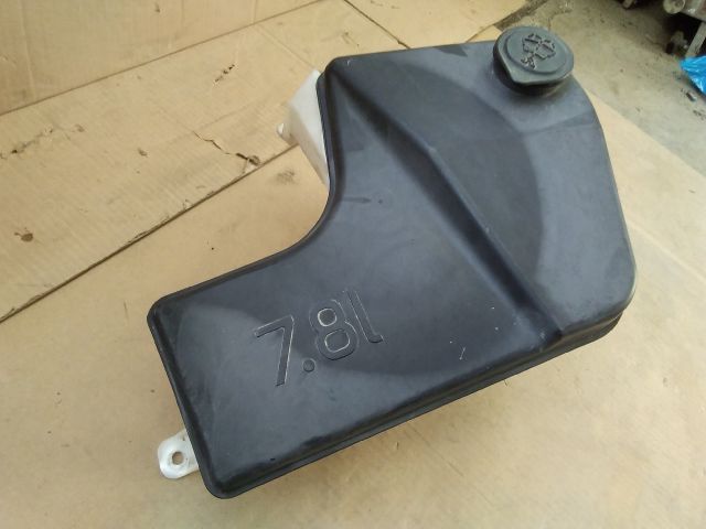 bontott BMW X5 Ablakmosó Tartály