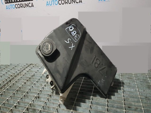 bontott BMW X5 Ablakmosó Tartály