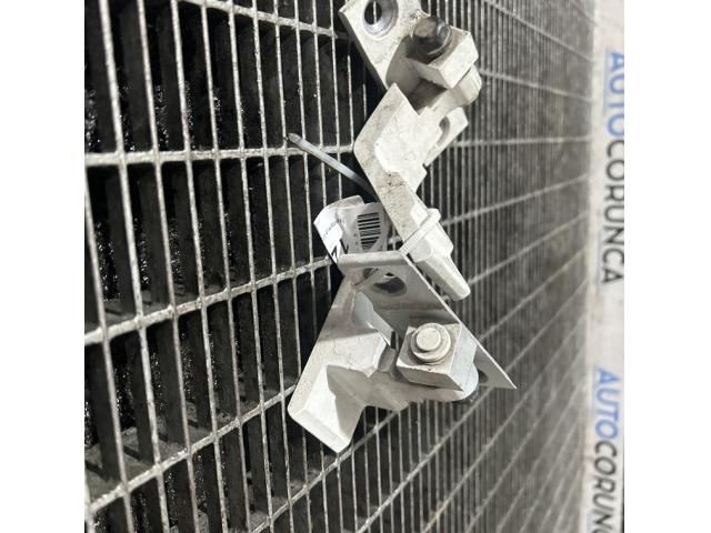 bontott BMW X5 Ajtó Zsanér (Pozíciófüggetlen)