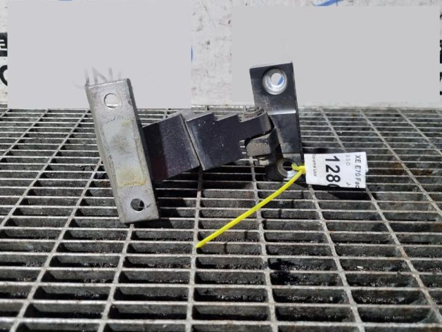 bontott BMW X5 Ajtó Zsanér (Pozíciófüggetlen)