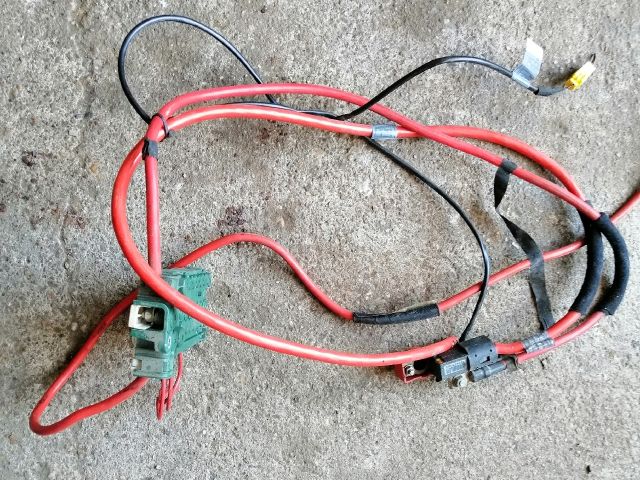 bontott BMW X5 Akkumulátor Saru Elektronikával