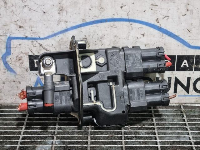 bontott BMW X5 Akkumulátor Vezérlő Panel