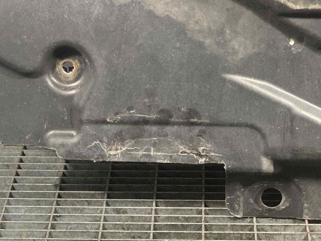 bontott BMW X5 Alsó Motorburkolat