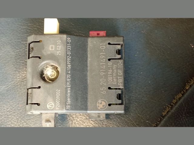 bontott BMW X5 Antenna Erősítő