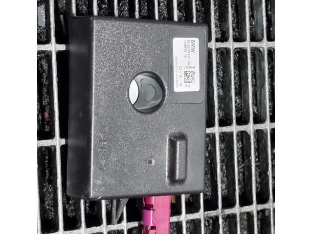 bontott BMW X5 Antenna Erősítő