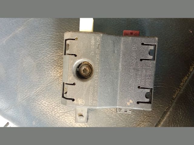 bontott BMW X5 Antenna Erősítő