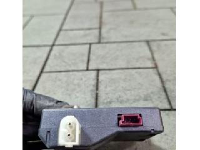 bontott BMW X5 Antenna Erősítő