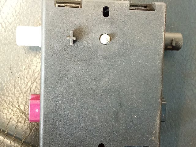 bontott BMW X5 Antenna Erősítő