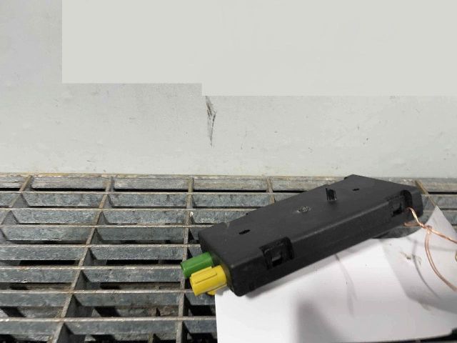 bontott BMW X5 Antenna Erősítő