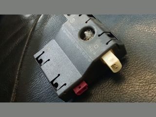 bontott BMW X5 Antenna Erősítő