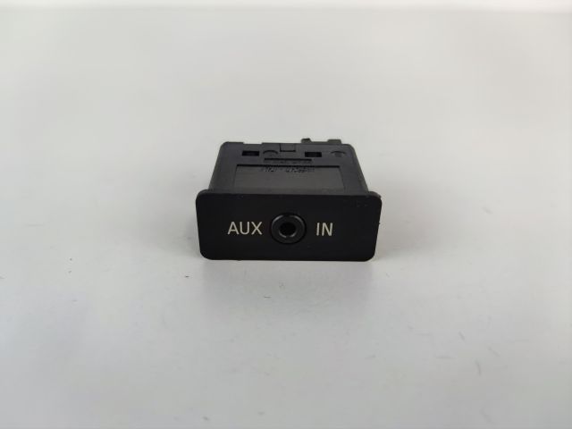 bontott BMW X5 AUX Csatlakozó