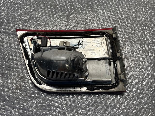 bontott BMW X5 Bal Belső Hátsó Lámpa