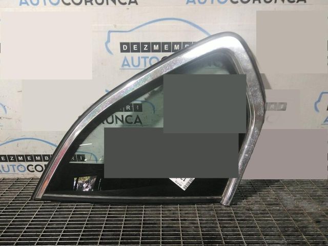 bontott BMW X5 Bal C Oszlop Oldalablak Üveg