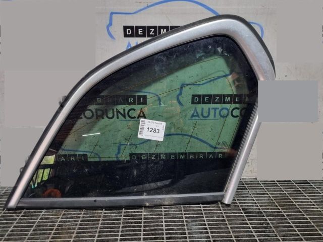 bontott BMW X5 Bal C Oszlop Oldalablak Üveg