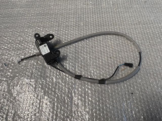 bontott BMW X5 Bal Csomagtérajtó Zárszerkezet