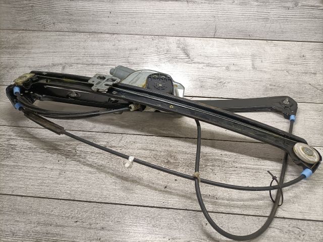 bontott BMW X5 Bal első Ablakemelő Szerkezet (Elektromos)