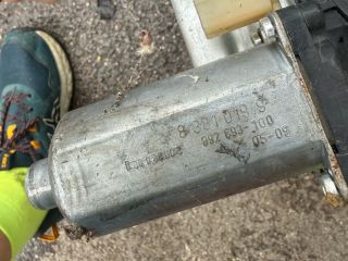 bontott BMW X5 Bal első Ablakemelő Szerkezet (Elektromos)