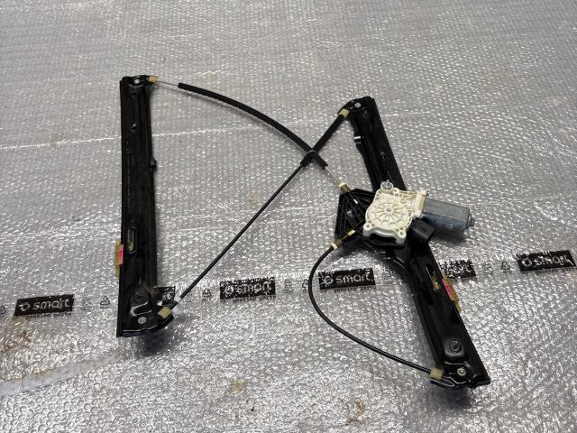 bontott BMW X5 Bal első Ablakemelő Szerkezet (Elektromos)