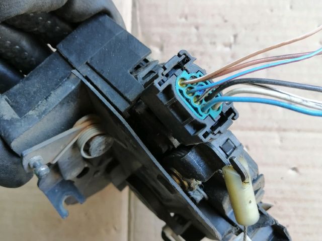 bontott BMW X5 Bal első Ajtózár