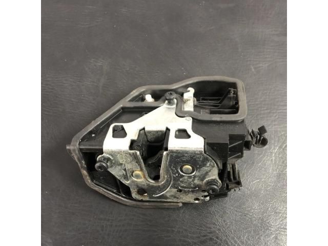 bontott BMW X5 Bal első Ajtózár