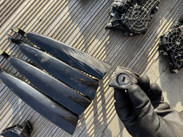 bontott BMW X5 Bal első Ajtózár