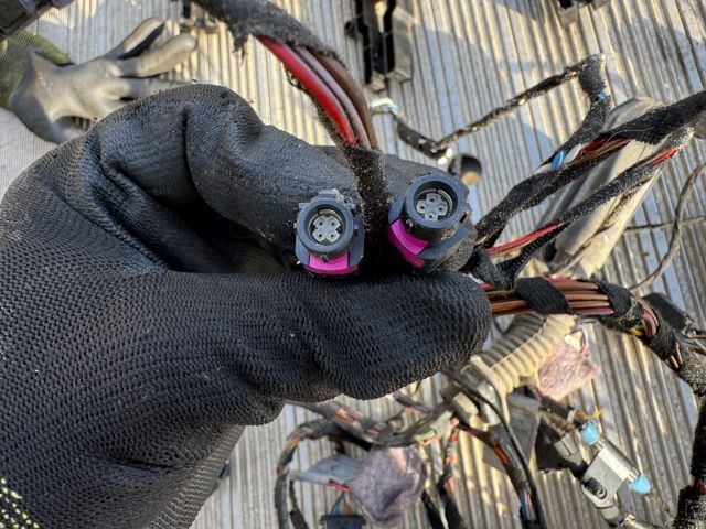 bontott BMW X5 Bal első Ajtózár