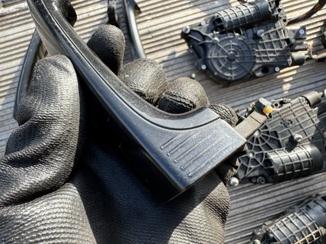 bontott BMW X5 Bal első Ajtózár