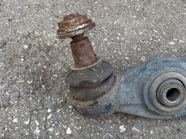 bontott BMW X5 Bal első Alsó Első Lengőkar