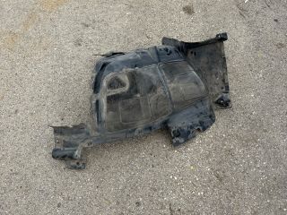 bontott BMW X5 Bal első Hátsó Dobbetét (Kerékjárati, Műanyag)