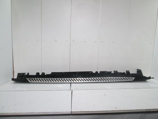 bontott BMW X5 Bal első Küszöb Díszléc