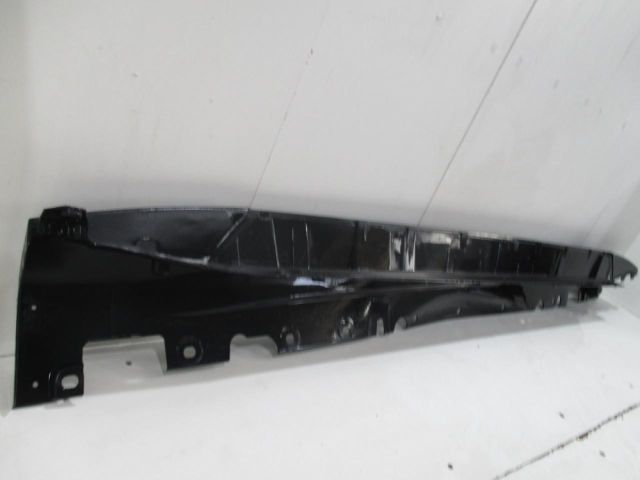 bontott BMW X5 Bal első Küszöb Díszléc