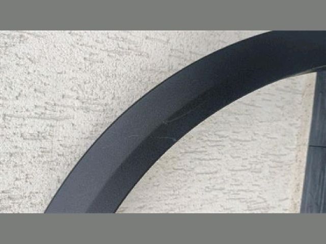 bontott BMW X5 Bal első Sárvédő Díszléc